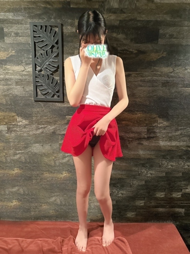 氷川 こみな